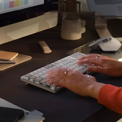 Mac Oriented Compact Quiet Tactile Wireless Mechanical Keyboard
